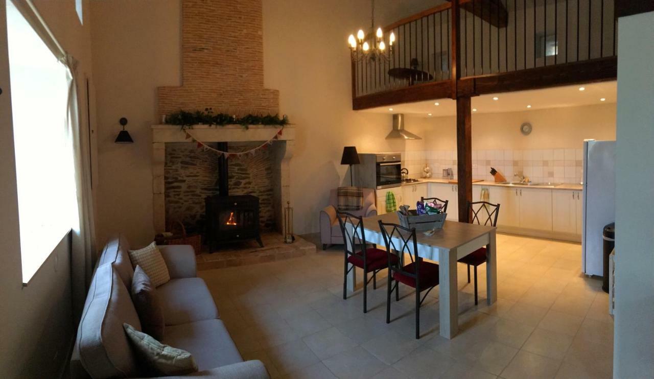 La Bucherie Villa Montembœuf Bagian luar foto