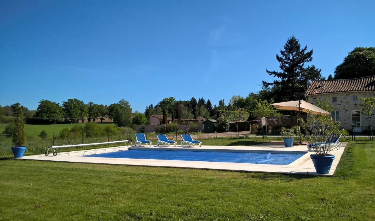 La Bucherie Villa Montembœuf Bagian luar foto